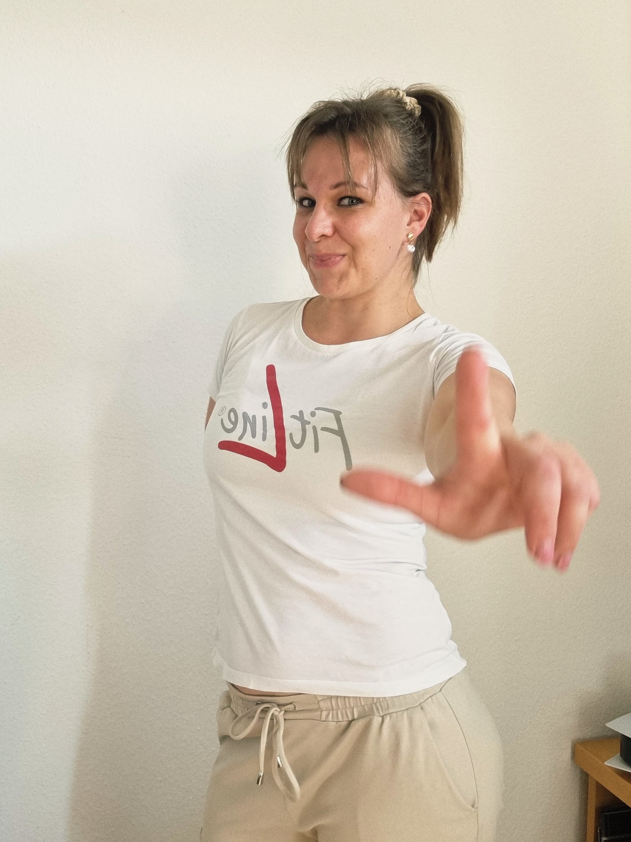 Monique - Moni89
